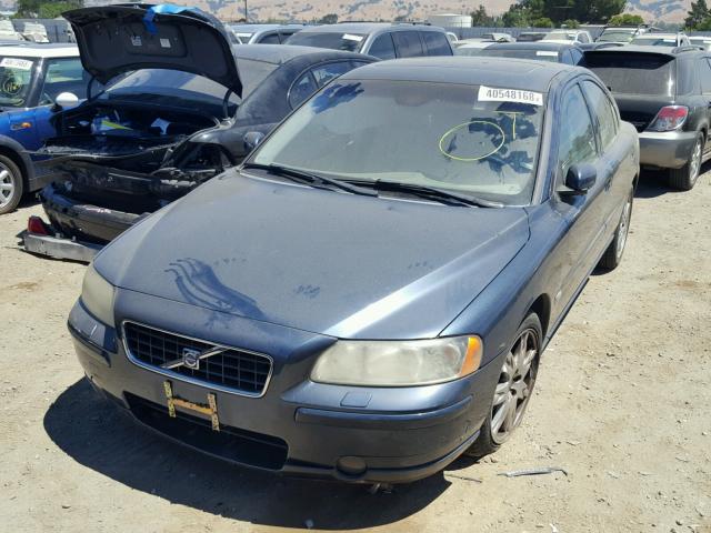 YV1RS592052475558 - 2005 VOLVO S60 2.5T BLUE photo 2