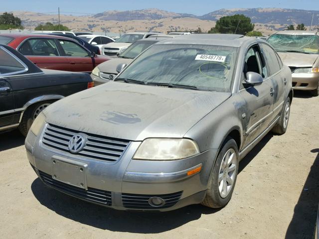 WVWPD63B84E268676 - 2004 VOLKSWAGEN PASSAT SILVER photo 2