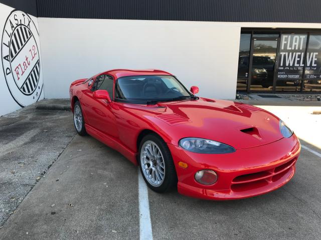 1B3ER69E92V102417 - 2002 DODGE VIPER GTS RED photo 1