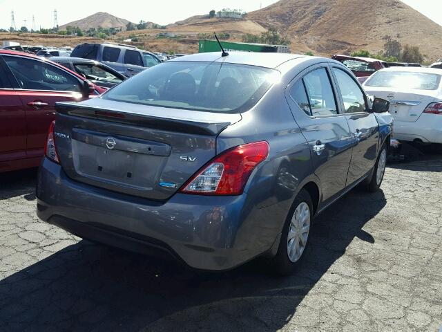 3N1CN7AP7GL879824 - 2016 NISSAN VERSA S GRAY photo 4