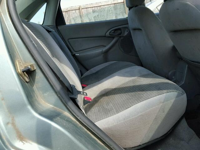 1FAFP34P33W168169 - 2003 FORD FOCUS SE SILVER photo 6