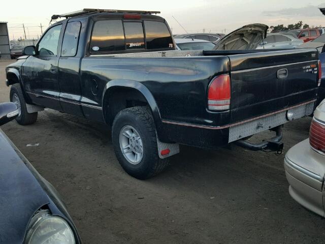 1B7GG22XXYS636361 - 2000 DODGE DAKOTA BLACK photo 3