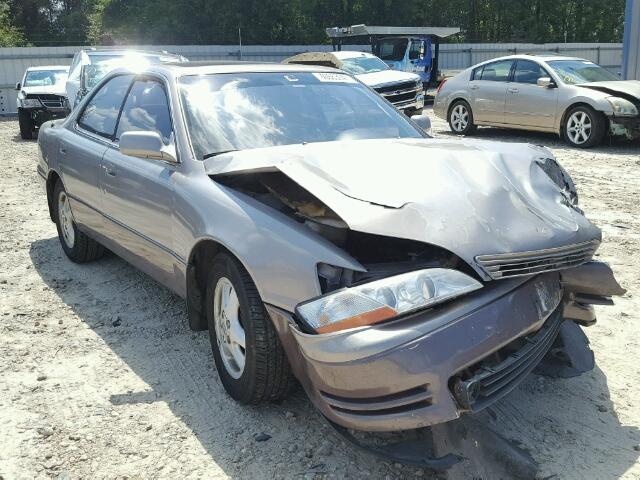 JT8VK13T0P0157676 - 1993 LEXUS ES 300 SILVER photo 1