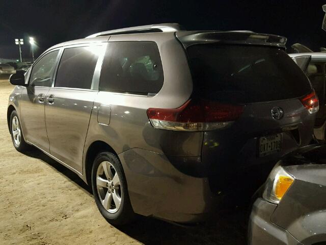 5TDKK3DC0ES482675 - 2014 TOYOTA SIENNA GRAY photo 3