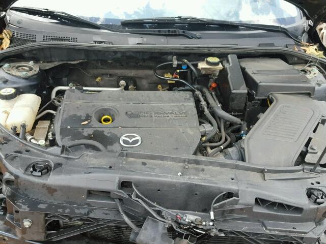 JM1BK343381830082 - 2008 MAZDA 3 HATCHBAC BLACK photo 7