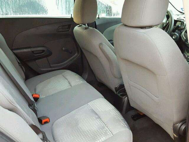 1G1JA5SH1F4104623 - 2015 CHEVROLET SONIC LS 红色 照片 6