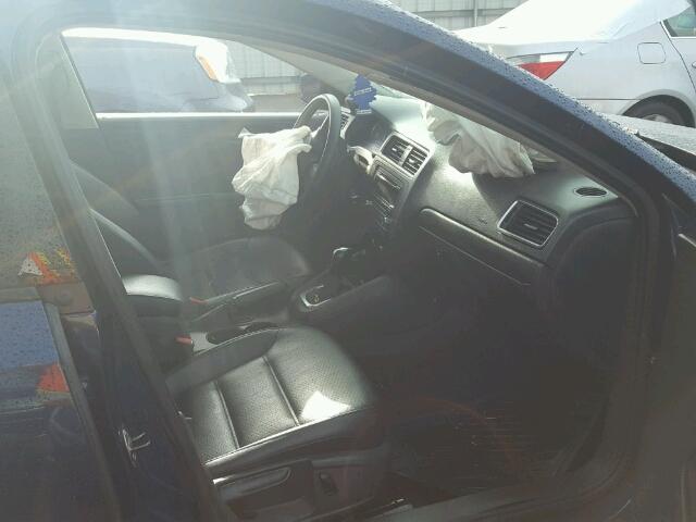 3VWD17AJ6EM430633 - 2014 VOLKSWAGEN JETTA SE 蓝色 照片 5