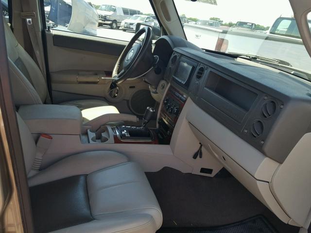1J8HG58236C170418 - 2006 JEEP COMMANDER ოქროსფერი ფოტო 5