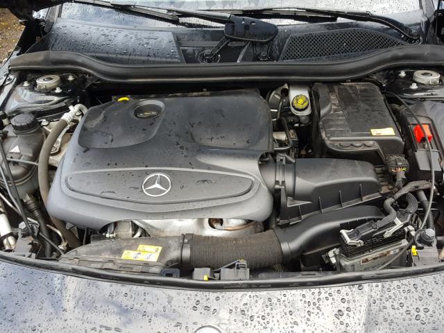 WDDSJ4EB8EN032377 - 2014 MERCEDES-BENZ CLA 250 BLACK photo 5