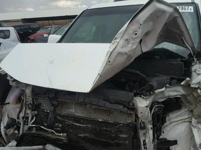 5FNYF3H57BB040910 - 2011 HONDA PILOT EXL WHITE photo 7