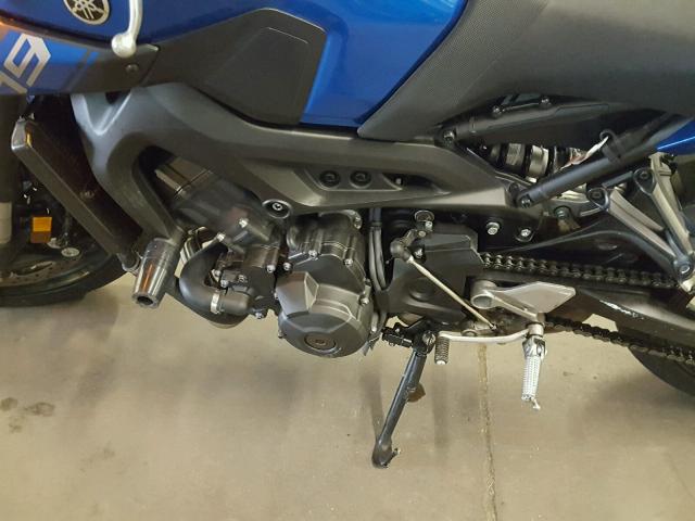 JYARN33E8GA009983 - 2016 YAMAHA FZ09 BLUE photo 7