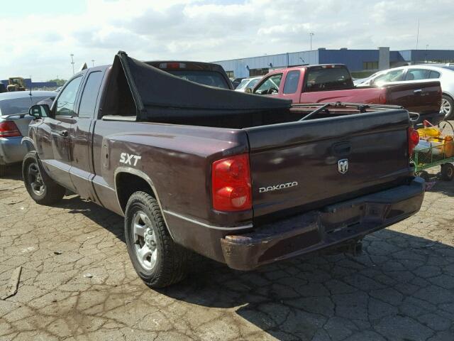 1D7HW22K15S257116 - 2005 DODGE DAKOTA ST MAROON photo 3