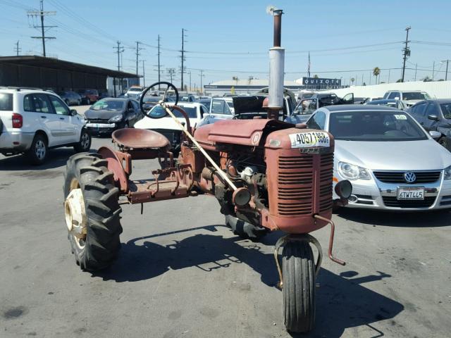 205572 - 1950 FORD TRACTOR RED photo 1