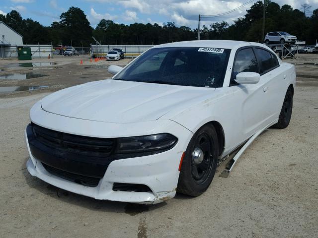 2C3CDXAT4FH778703 - 2015 DODGE CHARGER PO WHITE photo 2