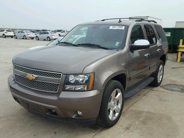 1GNSCAE01DR121465 - 2013 CHEVROLET TAHOE C150 TAN photo 2