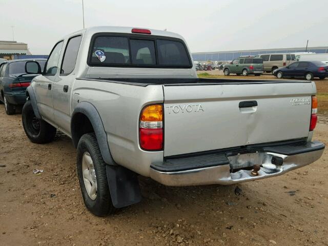 5TEGN92NX2Z131372 - 2002 TOYOTA TACOMA DOU SILVER photo 3