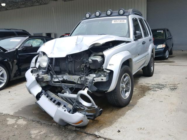 1J4GL38K53W704963 - 2003 JEEP LIBERTY RE SILVER photo 2