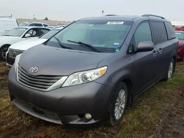 5TDYK3DC2BS068187 - 2011 TOYOTA SIENNA TAN photo 2