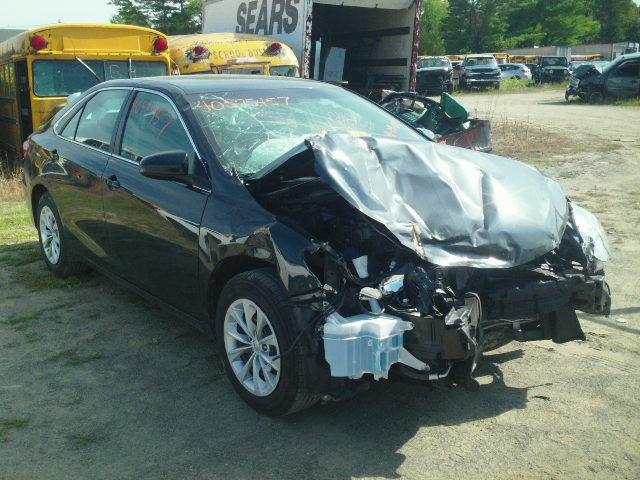 4T4BF1FK6FR501113 - 2015 TOYOTA CAMRY LE GRAY photo 1