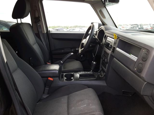 1J8HG48K19C541347 - 2009 JEEP COMMANDER BLACK photo 5
