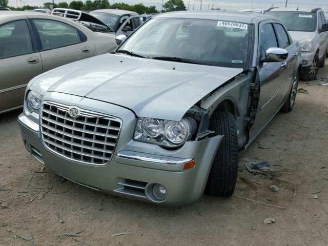 2C3KA63H56H439830 - 2006 CHRYSLER 300C CREAM photo 2