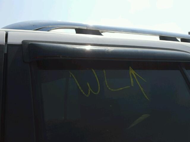 5LMEU27A7YLJ34320 - 2000 LINCOLN NAVIGATOR 白色 照片 9