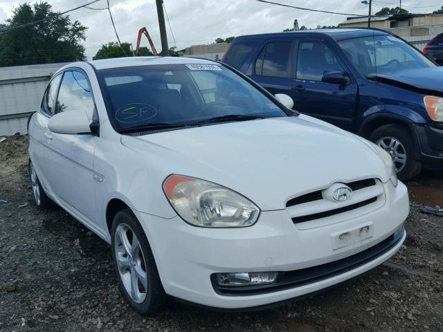 KMHCN36C57U007199 - 2007 HYUNDAI ACCENT SE WHITE photo 1