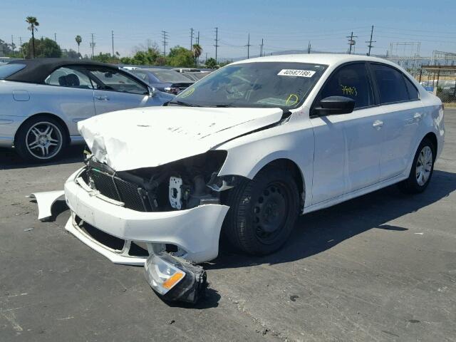 3VW2K7AJ6DM366323 - 2013 VOLKSWAGEN JETTA BASE WHITE photo 2