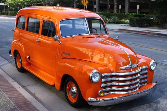 6JPA3555 - 1951 CHEVROLET SUBURBAN ORANGE photo 2