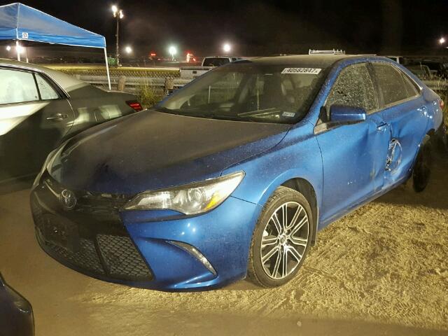 4T1BF1FK5GU506489 - 2016 TOYOTA CAMRY LE 蓝色 照片 2