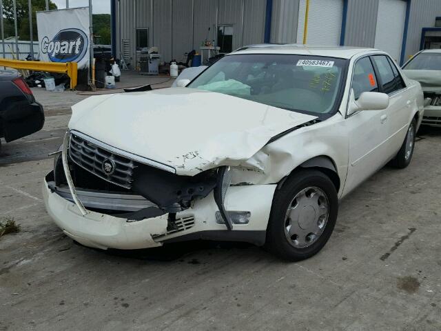 1G6KE57Y81U145092 - 2001 CADILLAC DEVILLE WHITE photo 2