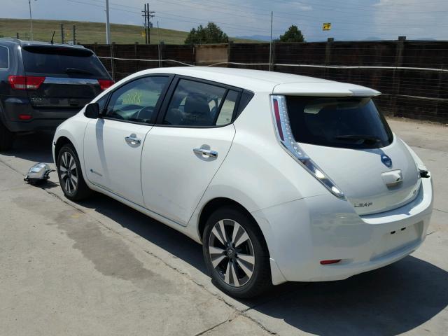 1N4BZ0CP0GC308226 - 2016 NISSAN LEAF SV WHITE photo 3