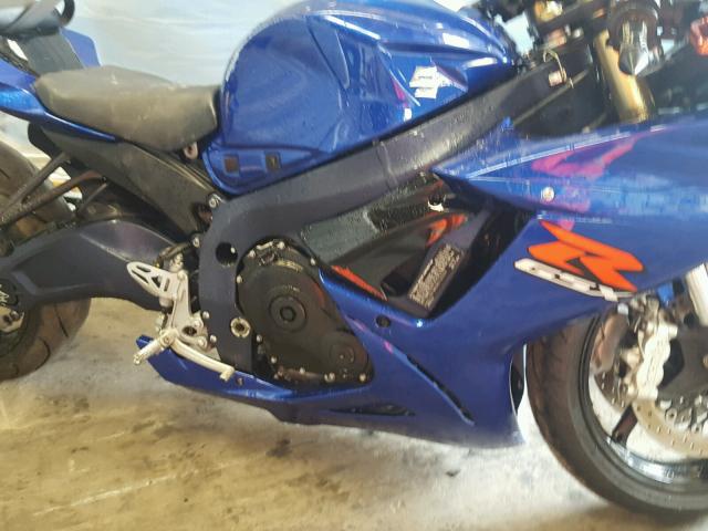 JS1GR7MA0B2102920 - 2011 SUZUKI GSX750 BLUE photo 7