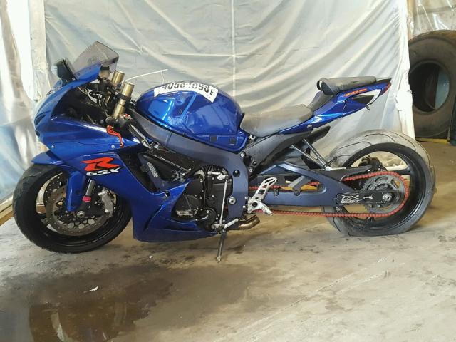 JS1GR7MA0B2102920 - 2011 SUZUKI GSX750 BLUE photo 9