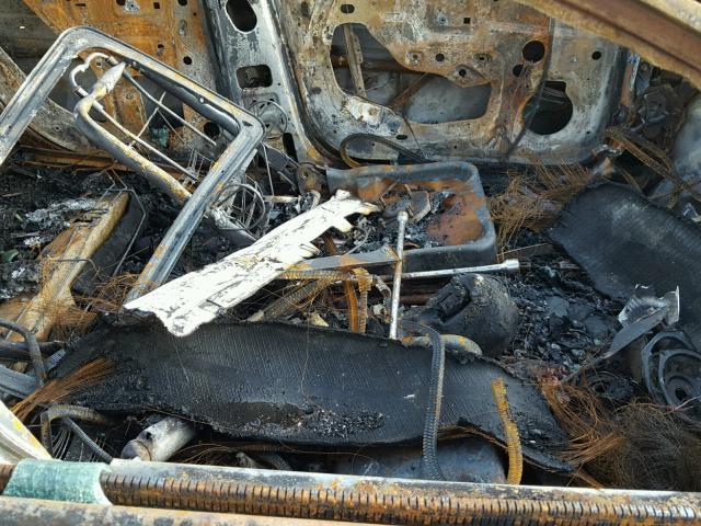 2G2WS522241114712 - 2004 PONTIAC GRAND PRIX Обгорілий фото 5