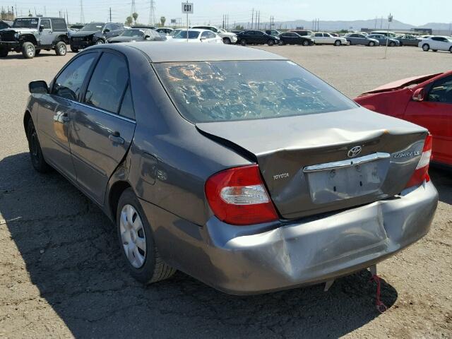 4T1BE32K13U668604 - 2003 TOYOTA CAMRY LE GRAY photo 3