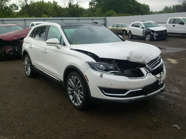 2LMTJ8LR8GBL22316 - 2016 LINCOLN MKX RESERV WHITE photo 1