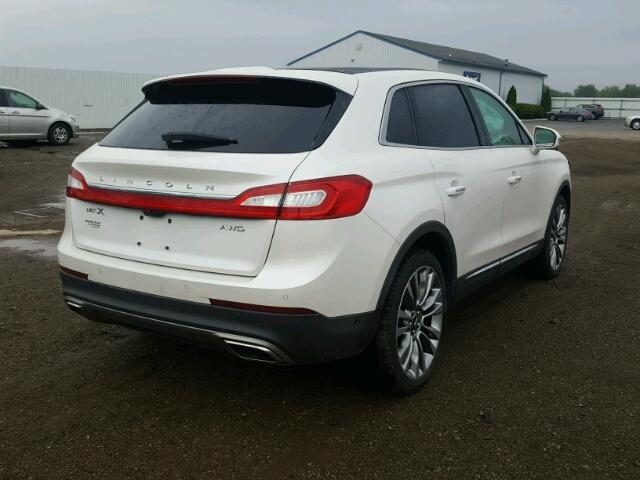 2LMTJ8LR8GBL22316 - 2016 LINCOLN MKX RESERV WHITE photo 4