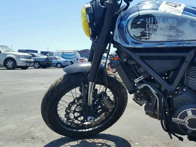 ZDM15ANMXFB000077 - 2015 DUCATI SCRAMBLER TWO TONE photo 9