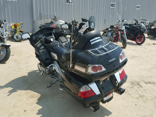 1HFSC47L28A704736 - 2008 HONDA GL1800 BLACK photo 3