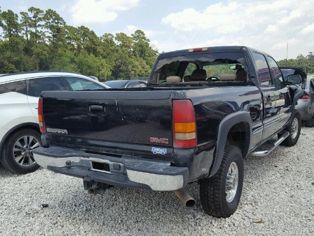 1GTHC23U02F163798 - 2002 GMC SIERRA C25 BLACK photo 4