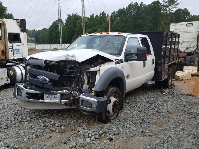 1FD0W4GTXBEC72062 - 2011 FORD F450 SUPER WHITE photo 2