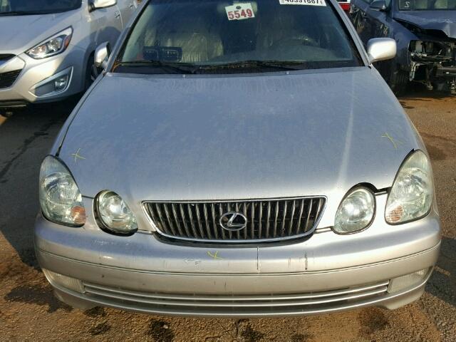 JT8BD69S610150988 - 2001 LEXUS GS 银色 照片 7