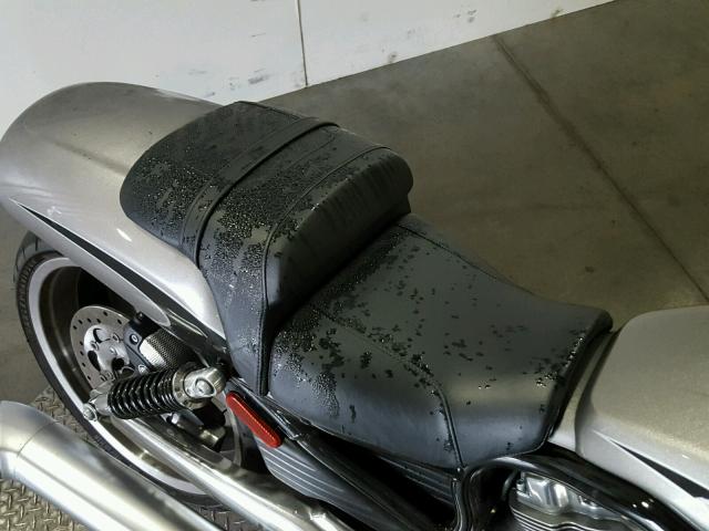 1HD1HPH33GC805552 - 2016 HARLEY-DAVIDSON VRSCF VROD SILVER photo 6