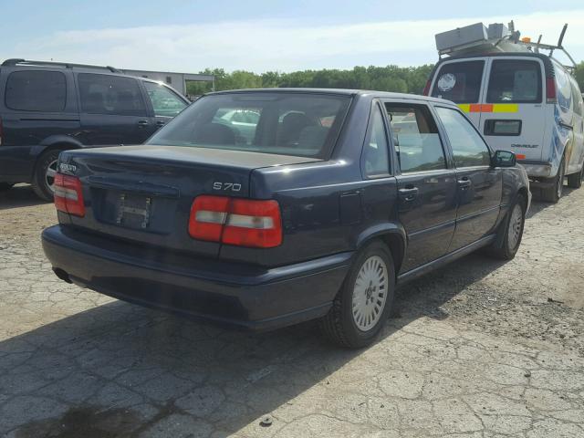 YV1LS553XW1439310 - 1998 VOLVO S70 BLUE photo 4