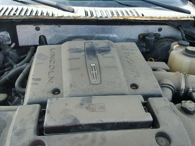5LMFL27508LJ10435 - 2008 LINCOLN NAVIGATOR შავი ფოტო 7