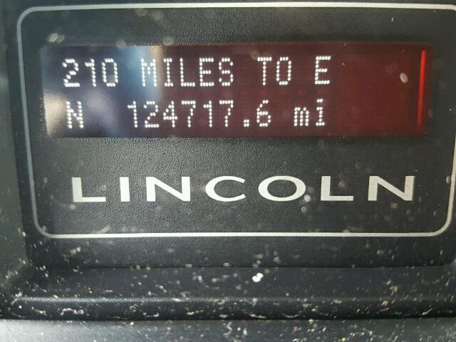 5LMFL27508LJ10435 - 2008 LINCOLN NAVIGATOR შავი ფოტო 8