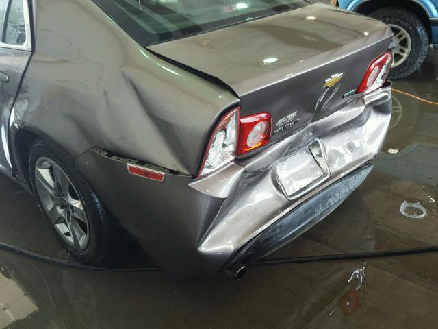 1G1ZC5E05AF310320 - 2010 CHEVROLET MALIBU 1LT 灰色 照片 9