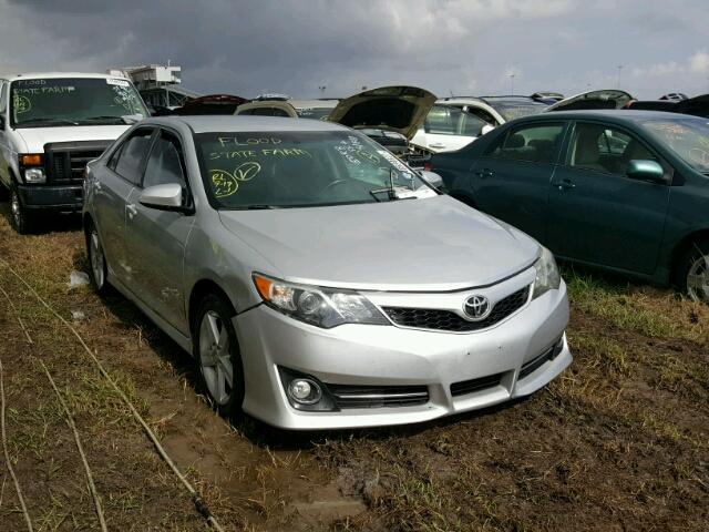 4T1BF1FK4DU231435 - 2013 TOYOTA CAMRY SILVER photo 1