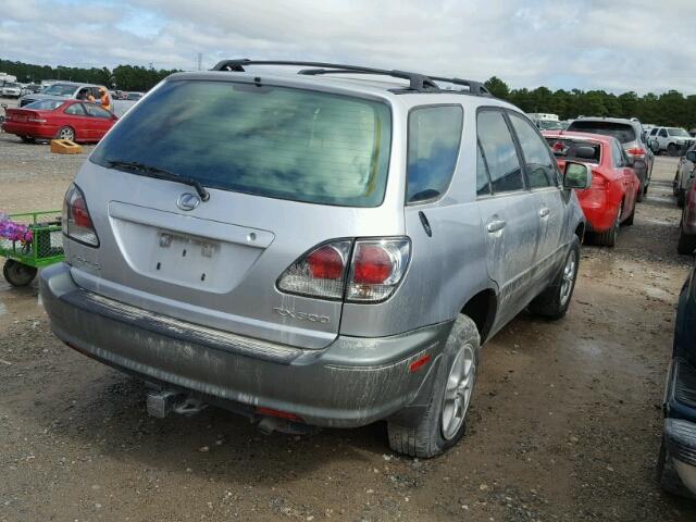 JTJGF10U820146622 - 2002 LEXUS RX 300 SILVER photo 4